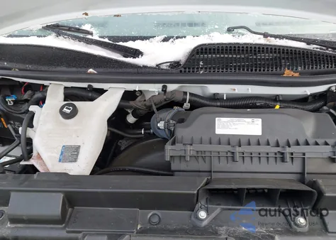 2024 GMC Savana Cargo Rwd 2500 Regular Wheelbase Work Van from USA, damaged, VIN 1GTW7AFP2R1185059